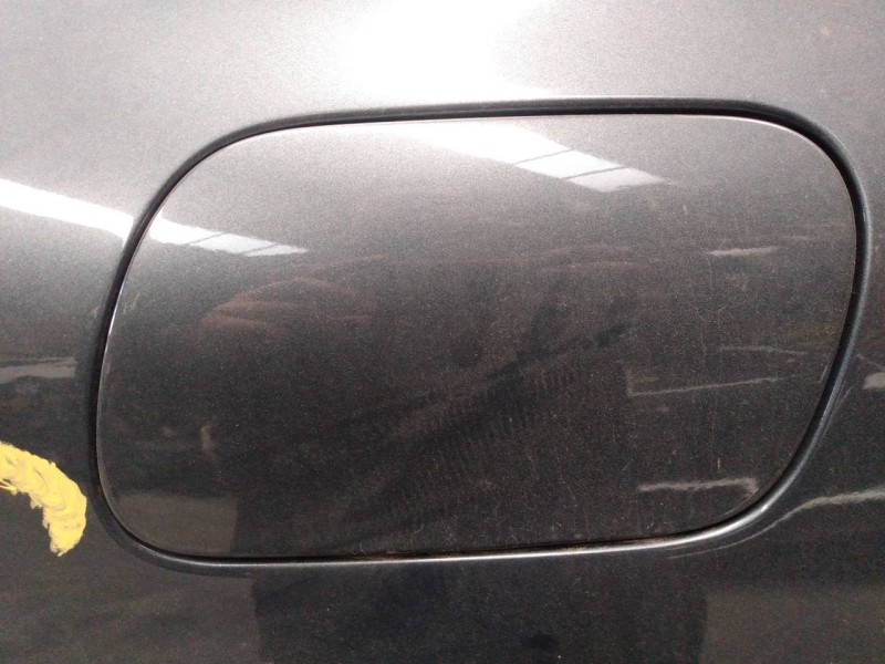 Recambio de tapa exterior combustible para volkswagen touareg (7l6) tdi v6 +motion referencia OEM IAM   