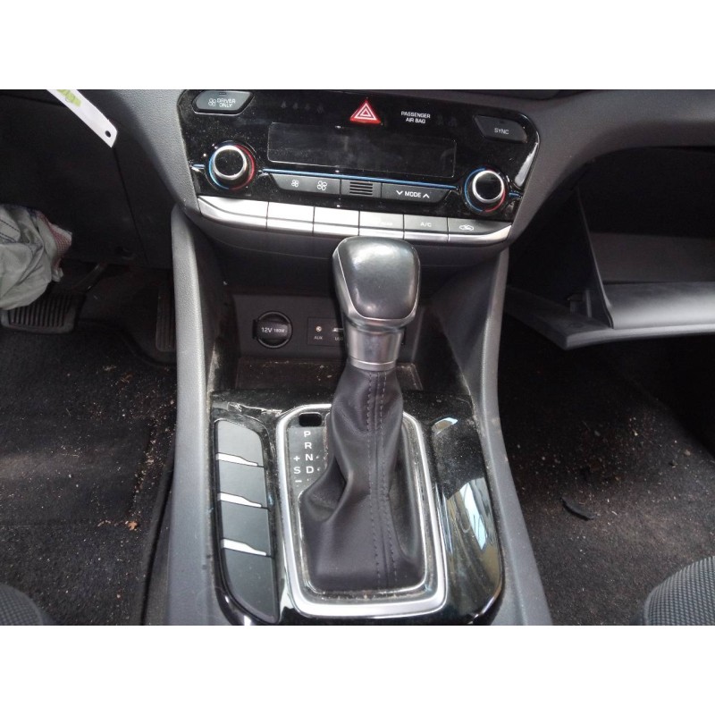 Recambio de palanca cambio para hyundai ioniq hybrid referencia OEM IAM   
