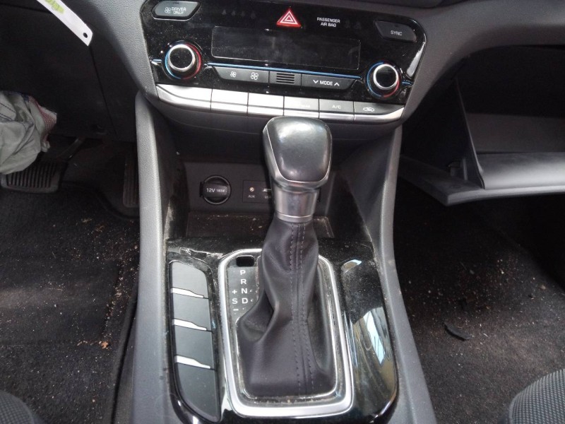 Recambio de palanca cambio para hyundai ioniq hybrid referencia OEM IAM   