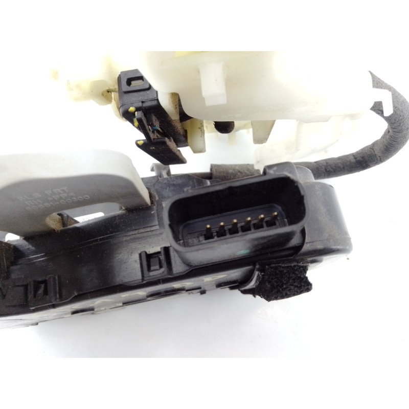 Recambio de cerradura puerta delantera derecha para kia sportage concept 4x2 referencia OEM IAM 813203U010  E2-B5-9-1