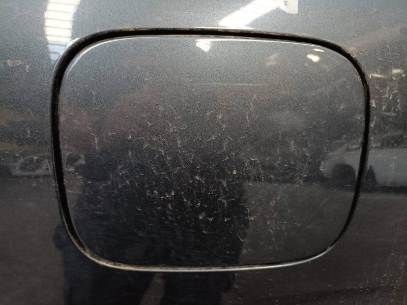 Recambio de tapa exterior combustible para renault kadjar zen referencia OEM IAM   