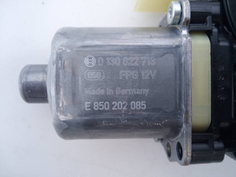 Recambio de elevalunas trasero izquierdo para audi q2 (gab) design edition referencia OEM IAM E850202085 0130822713 E1-A5-48-1