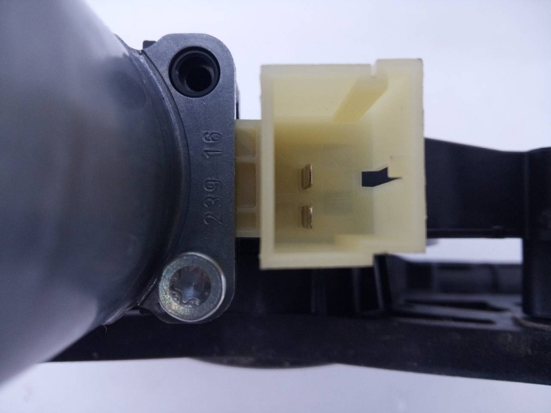 Recambio de elevalunas trasero izquierdo para audi q2 (gab) design edition referencia OEM IAM E850202085 0130822713 E1-A5-48-1