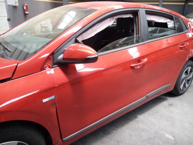 Recambio de puerta delantera izquierda para hyundai ioniq hybrid referencia OEM IAM   