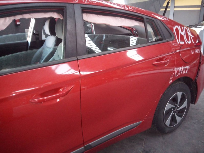 Recambio de puerta trasera izquierda para hyundai ioniq hybrid referencia OEM IAM   