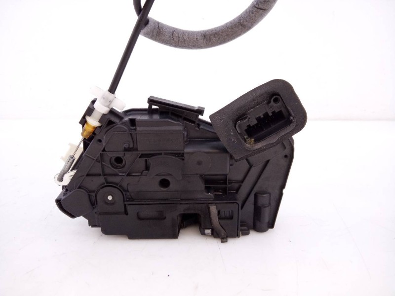 Recambio de cerradura puerta delantera derecha para skoda rapid active referencia OEM IAM 5E1837016A  E1-A5-39-2