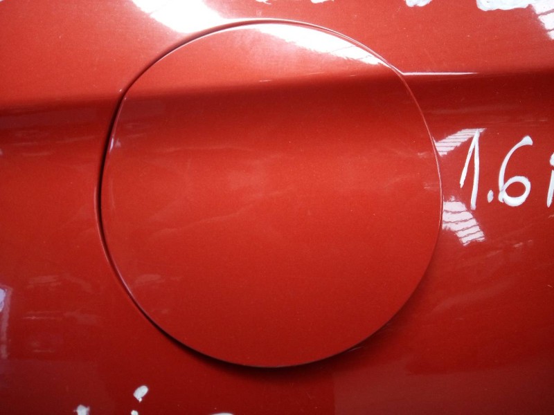 Recambio de tapa exterior combustible para hyundai ioniq hybrid referencia OEM IAM   