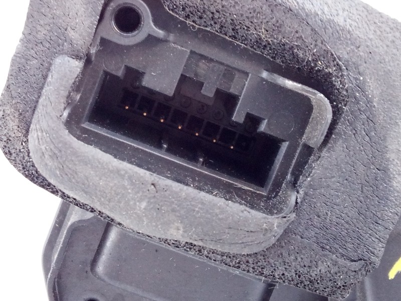 Recambio de cerradura puerta delantera izquierda para skoda rapid active referencia OEM IAM 5E1837015A  E1-B6-4-2