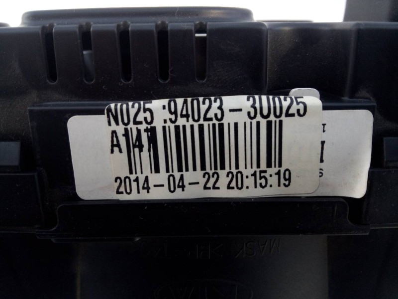 Recambio de cuadro instrumentos para kia sportage concept 4x2 referencia OEM IAM 940233U025  E3-A3-39-2