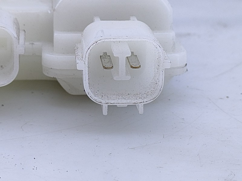 Recambio de cerradura puerta lateral derecha para dacia dokker express ambiance referencia OEM IAM   E1-A1-40-2