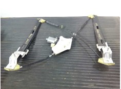 ELEVALUNAS DELANTERO DERECHO E1-B6-26-3