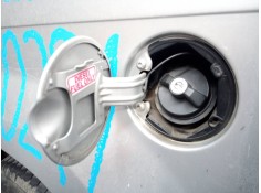 Recambio de tapa exterior combustible para jeep gr. cherokee (wh) 3.0 crd limited referencia OEM IAM    2