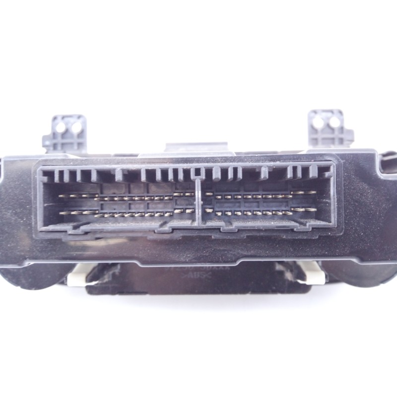 Recambio de mando climatizador para kia sportage concept 4x2 referencia OEM IAM 972503U800  E3-A3-36-2