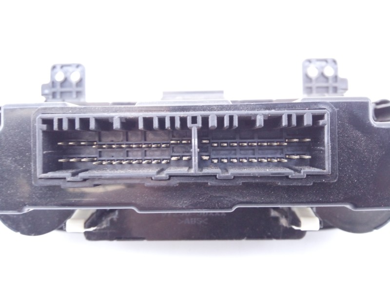 Recambio de mando climatizador para kia sportage concept 4x2 referencia OEM IAM 972503U800  E3-A3-36-2