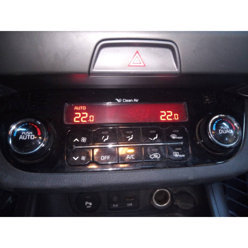 Recambio de mando climatizador para kia sportage concept 4x2 referencia OEM IAM 972503U800  E3-A3-36-2