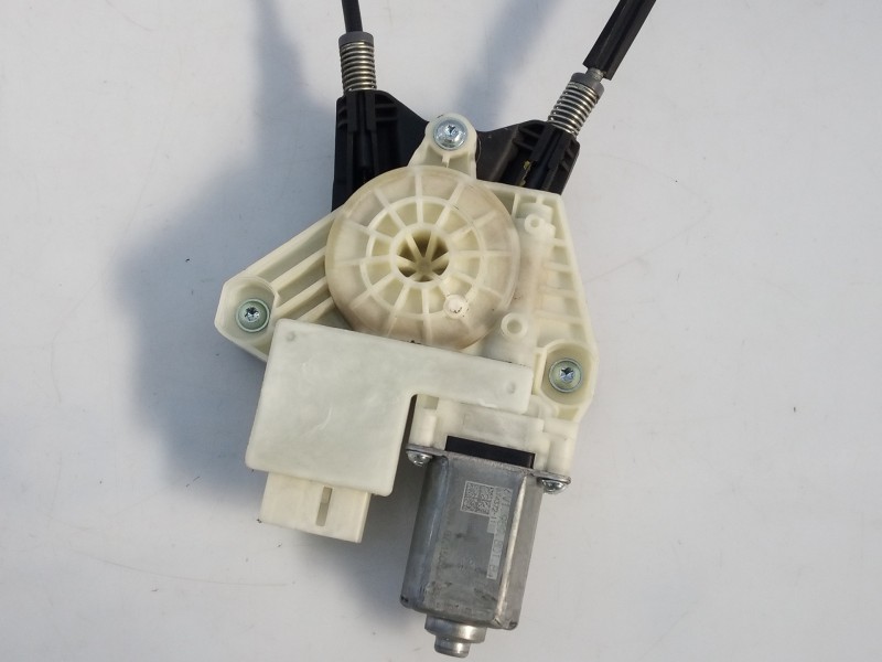 Recambio de elevalunas delantero izquierdo para skoda rapid active referencia OEM IAM 6V1959801B 080750402 E1-B6-3-4