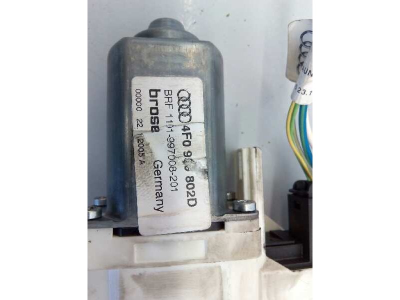 Recambio de motor elevalunas delantero derecho para audi a6 berlina (4f2) 2.0 tdi referencia OEM IAM 4F0959802D  E1-A5-47-2