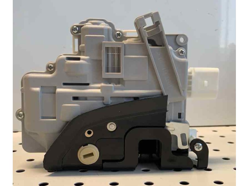 Recambio de cerradura puerta trasera izquierda para universal cerradura trasera izquierda seat/vw/skoda referencia OEM IAM DTSVW