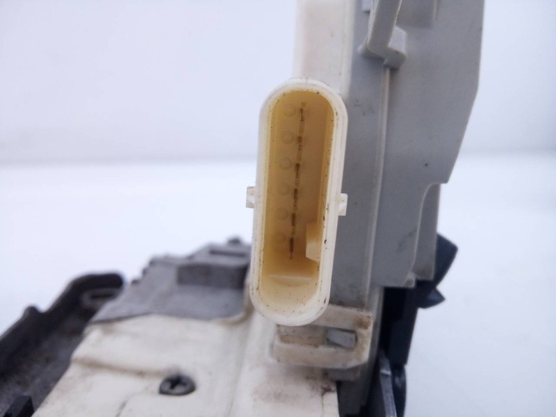 Recambio de cerradura puerta delantera derecha para audi a6 avant (4g5) 3.0 tdi quattro referencia OEM IAM 8J1837016C  E1-A5-35-