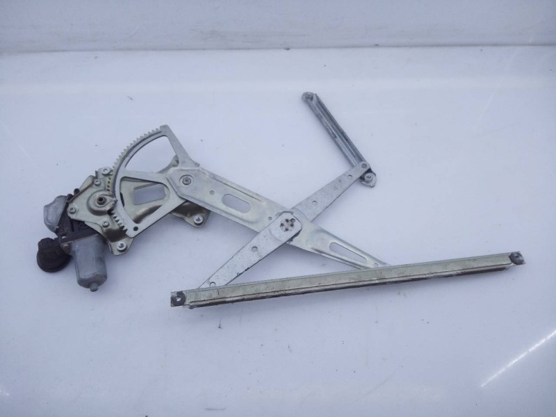 Recambio de elevalunas trasero derecho para toyota prius (nhw30) advance referencia OEM IAM   E2-B4-43-2