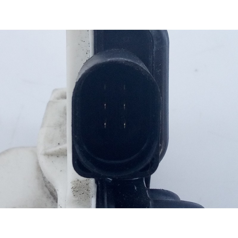 Recambio de cerradura puerta delantera derecha para seat ibiza sc (6p5) style referencia OEM IAM 5N1837016F  E1-B6-3-4