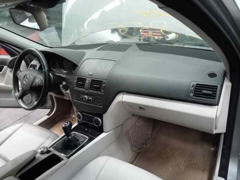 Recambio de salpicadero para mercedes-benz clase c (w204) lim. c 200 cdi referencia OEM IAM   
