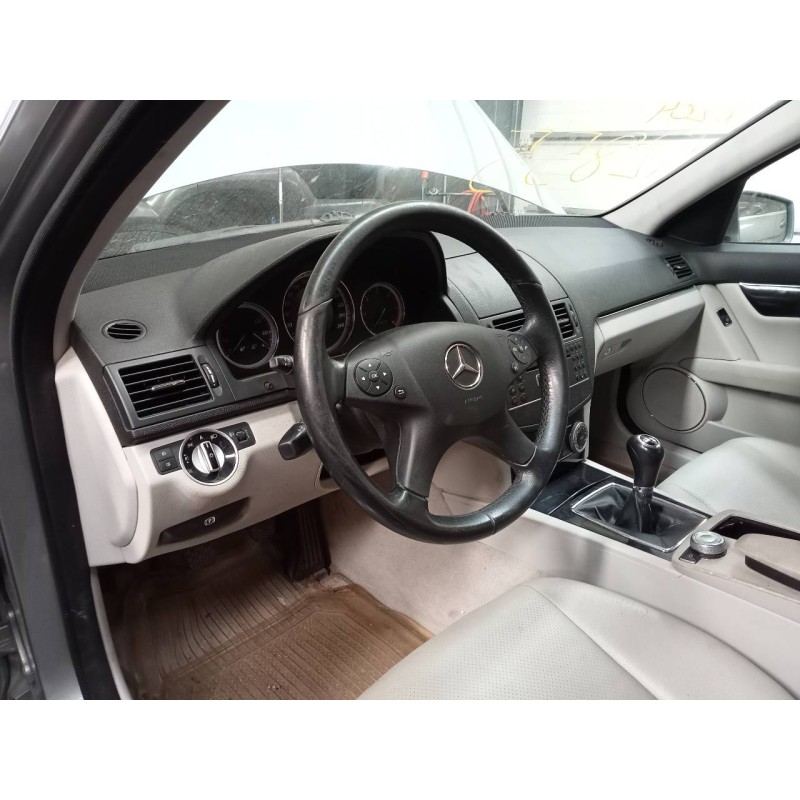 Recambio de salpicadero para mercedes-benz clase c (w204) lim. c 200 cdi referencia OEM IAM   