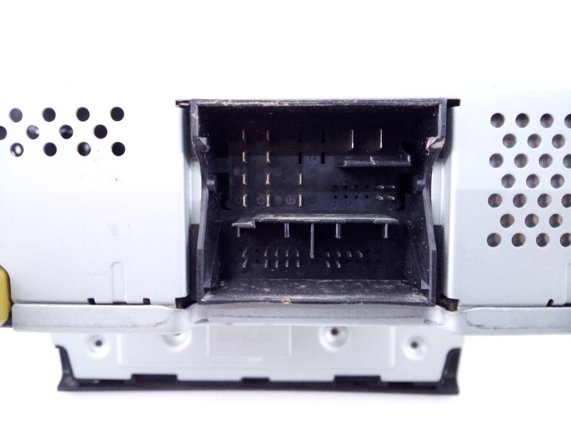 Recambio de sistema audio / radio cd para skoda rapid active referencia OEM IAM 5JA035871  E2-A1-10-7