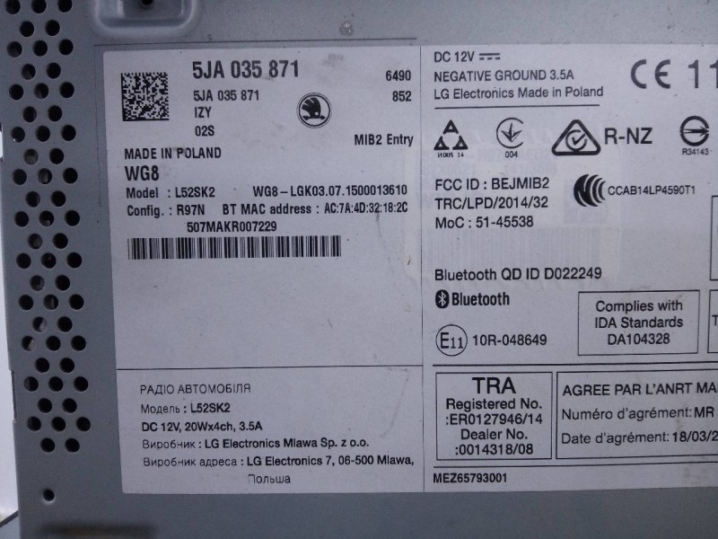 Recambio de sistema audio / radio cd para skoda rapid active referencia OEM IAM 5JA035871  E2-A1-10-7