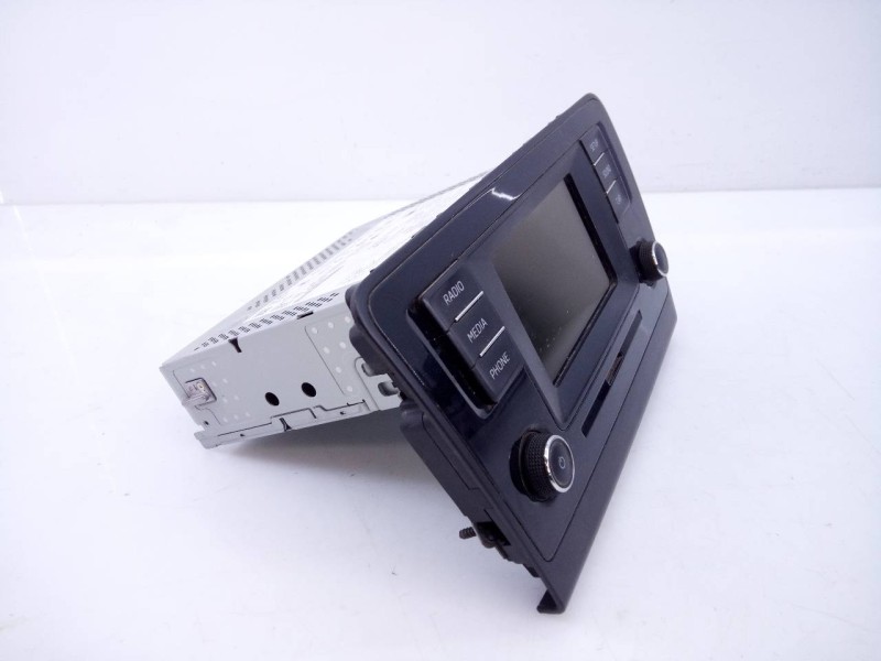Recambio de sistema audio / radio cd para skoda rapid active referencia OEM IAM 5JA035871  E2-A1-10-7