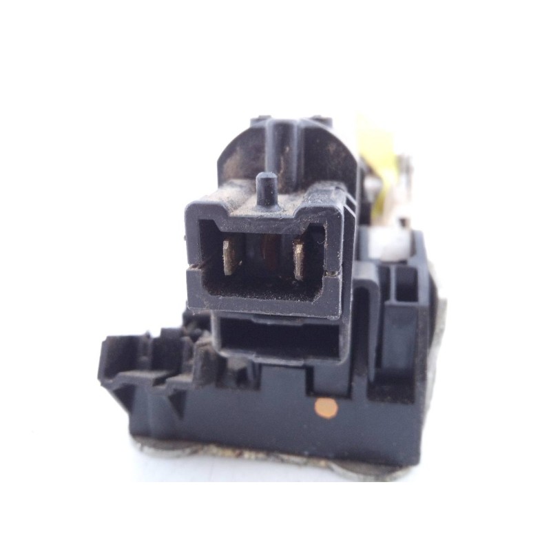 Recambio de cerradura puerta trasera derecha para dacia duster ambience 4x2 referencia OEM IAM   E1-A1-27-1