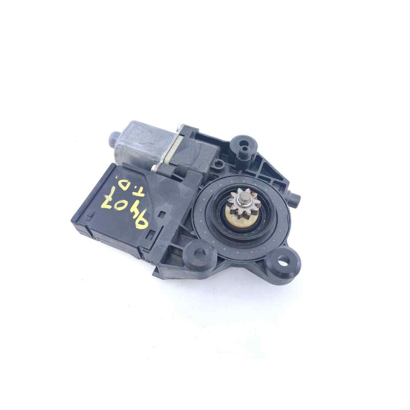 Recambio de motor elevalunas trasero derecho para renault scenic iii dynamique referencia OEM IAM 0130822516 827303178R E1-A1-36