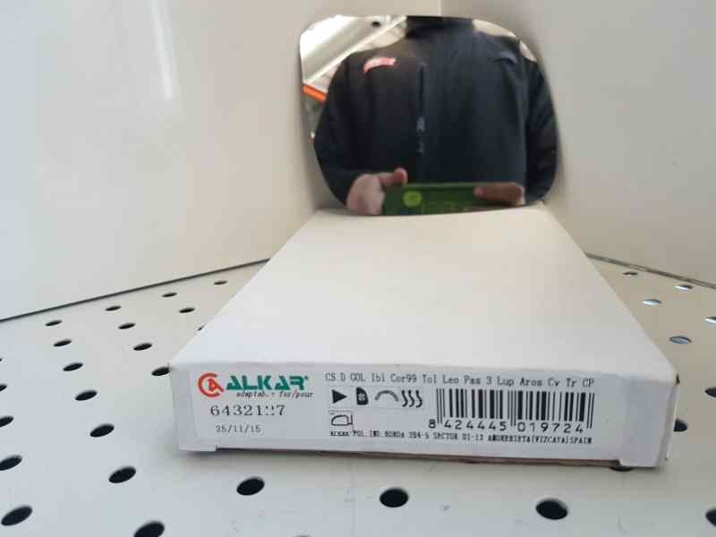 Recambio de cristal retrovisor derecho para seat ibiza (6k1) referencia OEM IAM 6432127 NUEVO T2-4-A1-3