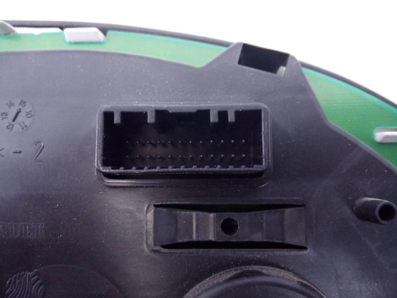 Recambio de cuadro instrumentos para dacia duster ambience 4x2 referencia OEM IAM 248106359R  E2-A1-10-1