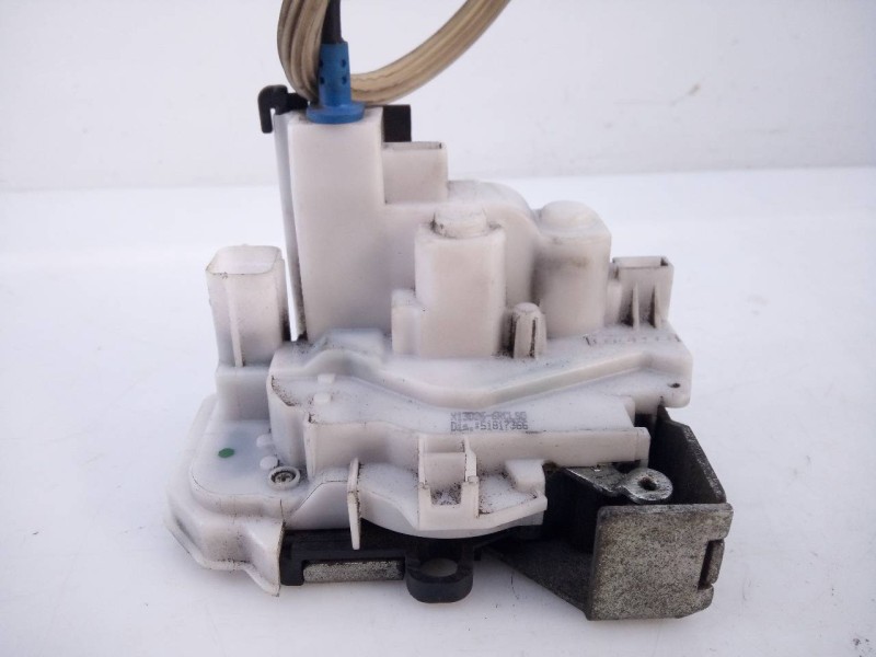 Recambio de cerradura puerta delantera derecha para fiat doblo emotion referencia OEM IAM X130256RCLS0 51817366 E2-B2-50-1