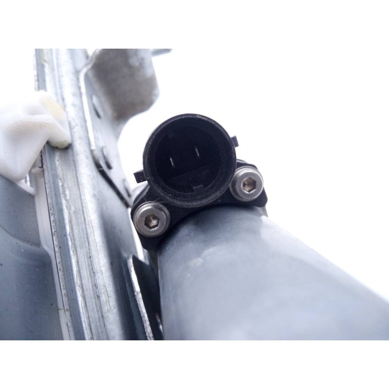 Recambio de elevalunas trasero derecho para dacia duster ambience 4x2 referencia OEM IAM 128000842  E1-A1-32-2