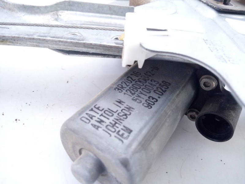 Recambio de elevalunas trasero derecho para dacia duster ambience 4x2 referencia OEM IAM 128000842  E1-A1-32-2