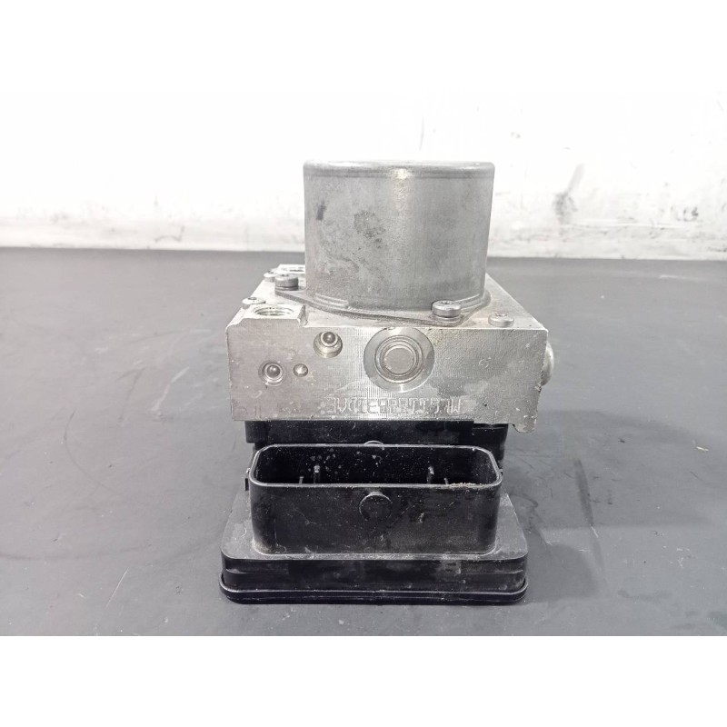 Recambio de abs para skoda rapid active referencia OEM IAM 6R0614517CA GNOA015ZYVP P3-B8-24-1