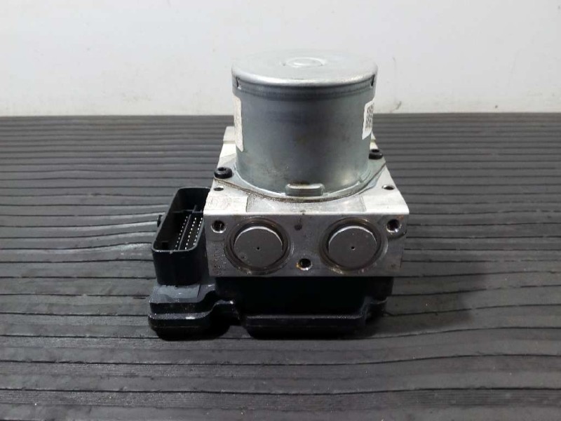 Recambio de abs para kia cee´d drive referencia OEM IAM A258920500 58920A2210 P3-A8-13-5
