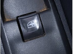 MANDO ELEVALUNAS DELANTERO DERECHO 