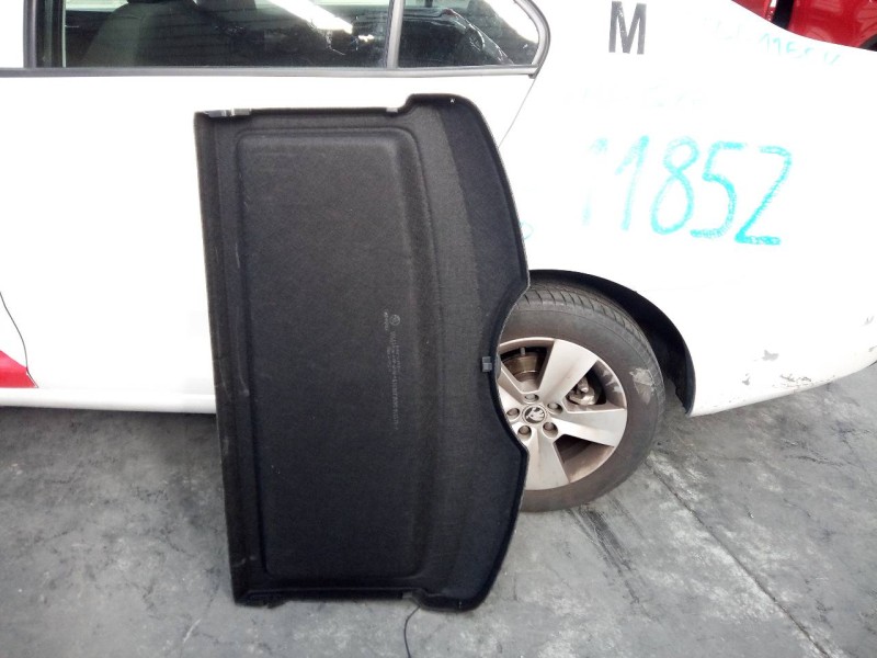 Recambio de bandeja trasera para skoda rapid active referencia OEM IAM   