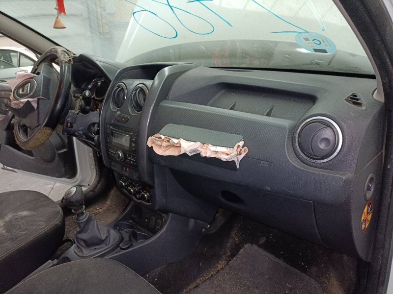 Recambio de salpicadero para dacia duster ambience 4x2 referencia OEM IAM   