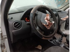 Recambio de salpicadero para dacia duster ambience 4x2 referencia OEM IAM    2