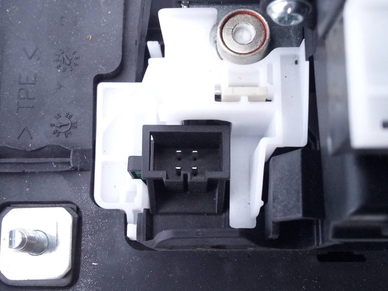 Recambio de palanca cambio para audi a6 avant (4g5) 3.0 tdi quattro referencia OEM IAM 4G1713041AG  E1-B6-23-1