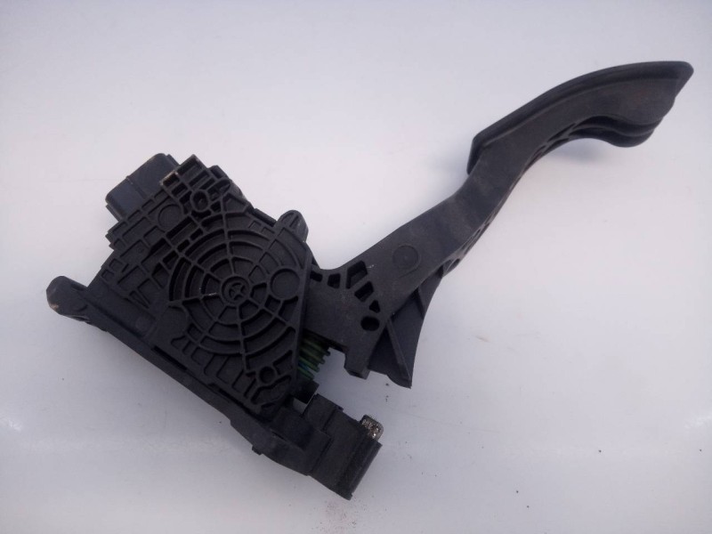 Recambio de pedal acelerador para seat ibiza (kj1) style referencia OEM IAM 2Q1713503  E2-A1-37-8