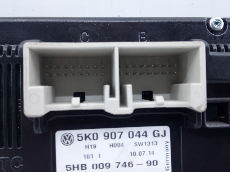 Recambio de mando climatizador para volkswagen tiguan (5n2) r-line bluemotion referencia OEM IAM 5K0907044GJ  E2-A1-18-2