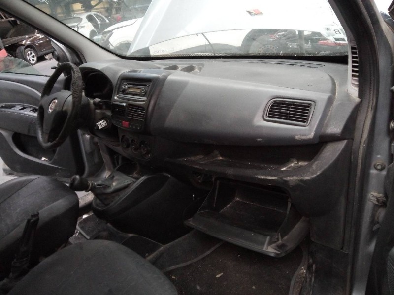 Recambio de salpicadero para fiat doblo emotion referencia OEM IAM   