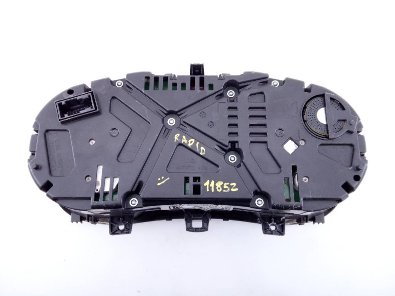 Recambio de cuadro instrumentos para skoda rapid active referencia OEM IAM 5JA920744  E2-A1-19-3