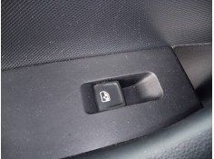 MANDO ELEVALUNAS TRASERO IZQUIERDO 