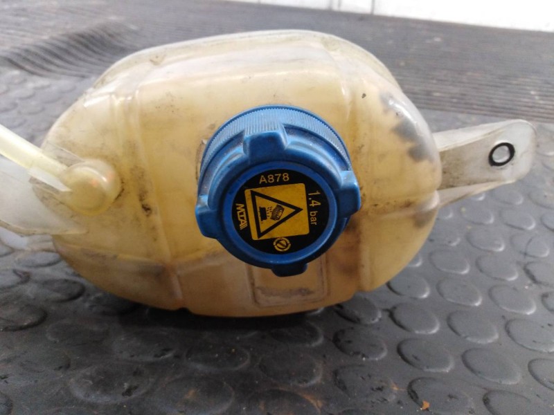 Recambio de deposito expansion para fiat fiorino básico referencia OEM IAM   